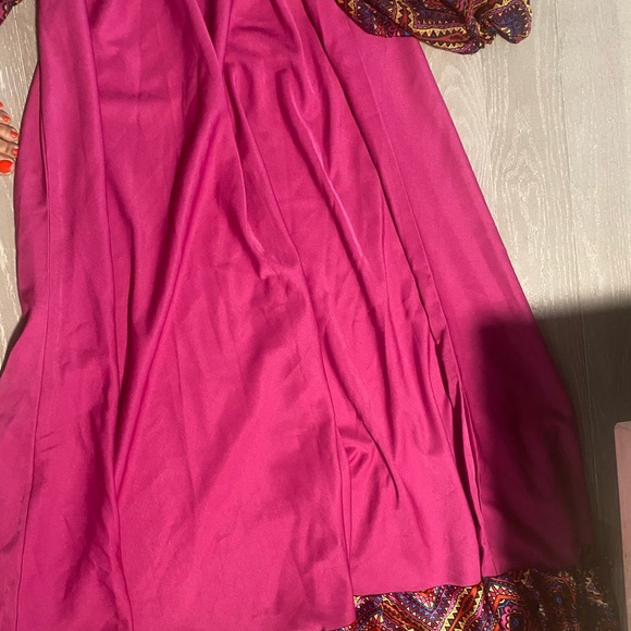 Brand new dark pink African Style ready to wear to any special occasion. - Picture 6 of 7